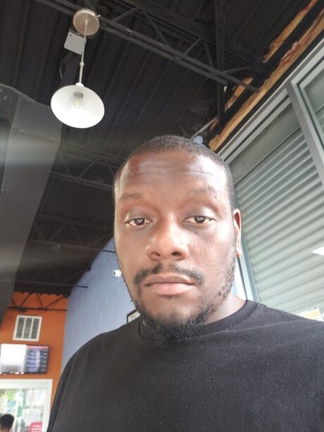 Kslimm pornstar image