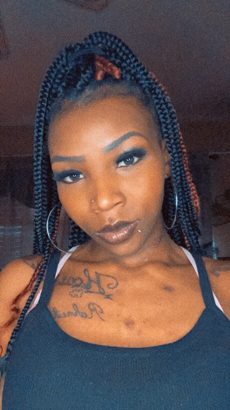 SlimmFinee Nolaa top model image