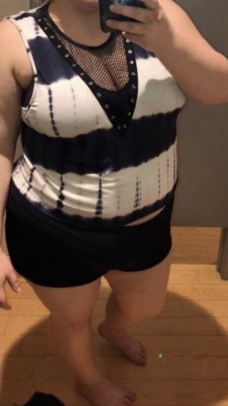 louise lane pretty model images