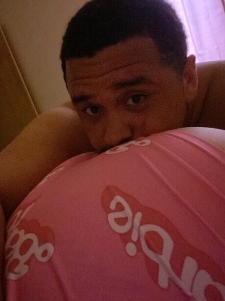 iGiveGoodDick pretty model photos