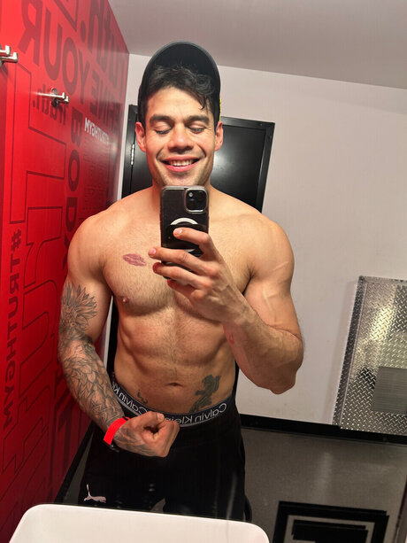 Phill pornstar art archive