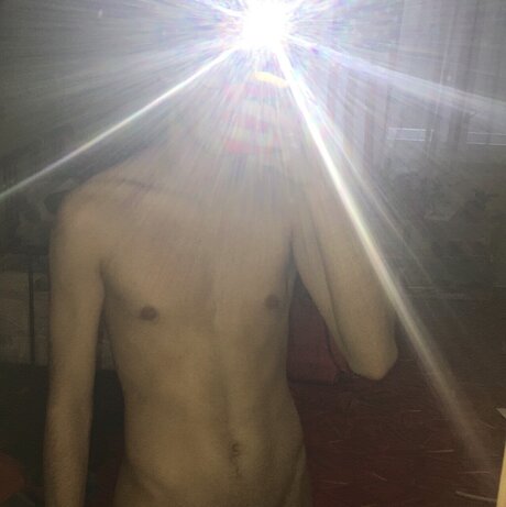 thtboyobv star nude picture