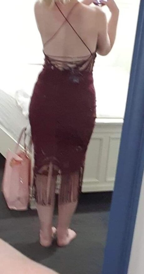 HotWetMess erotic actress pic