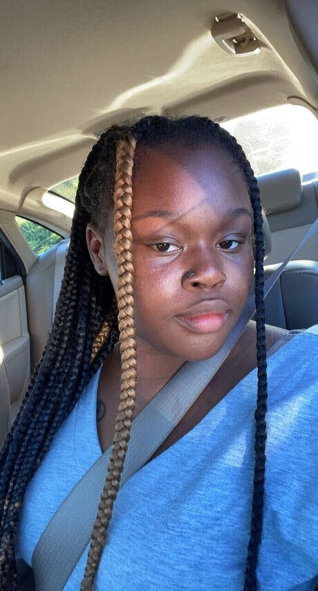 Khaliya pornstar sexy image