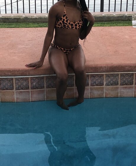 u61451855 star high quality pics