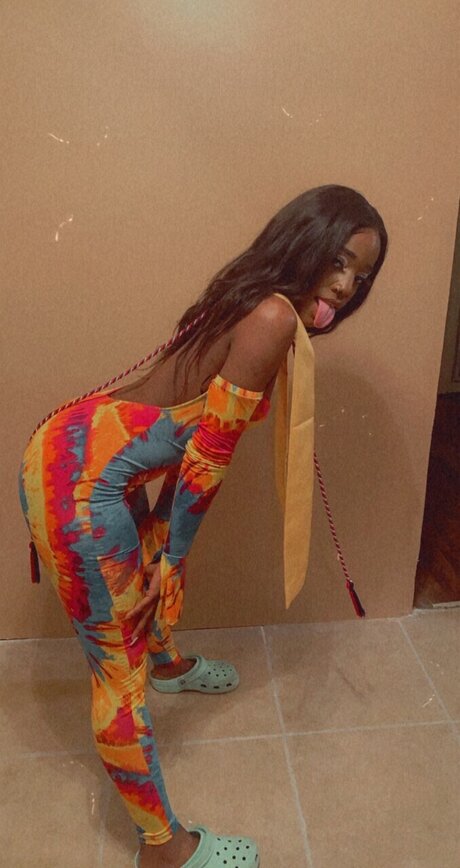 trenieciaa bratton hd pornstar pic