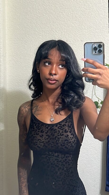 Sharee zia_ sexy star img