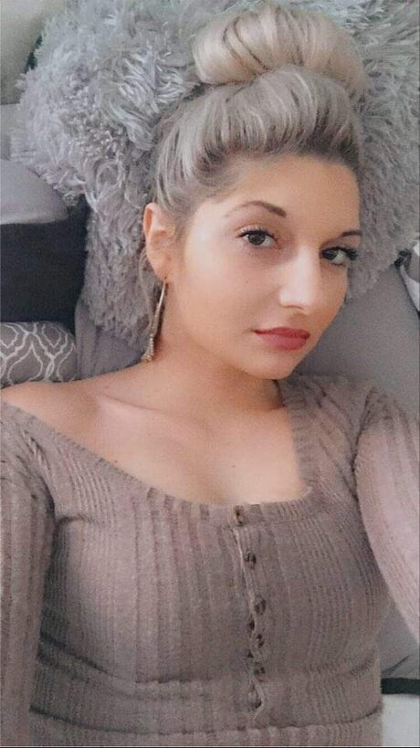 Princess Faith model pretty photo