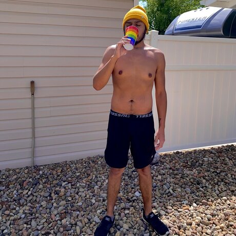 TopVersBottom model adult photos