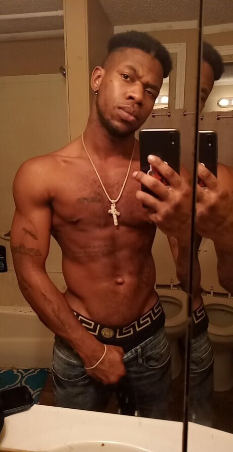 Quai Fuego hd actress img