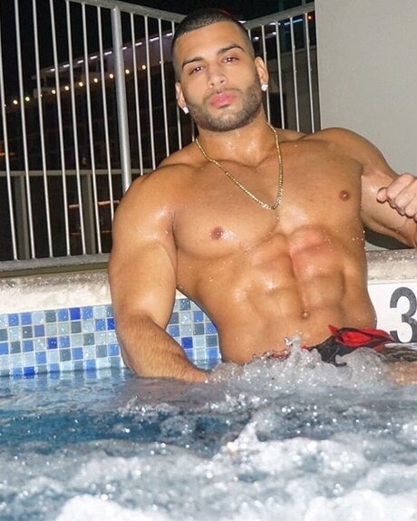 BigDaddyNYC art model photo