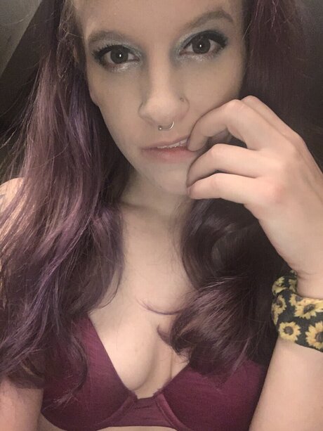 Petite Princess sex model pics