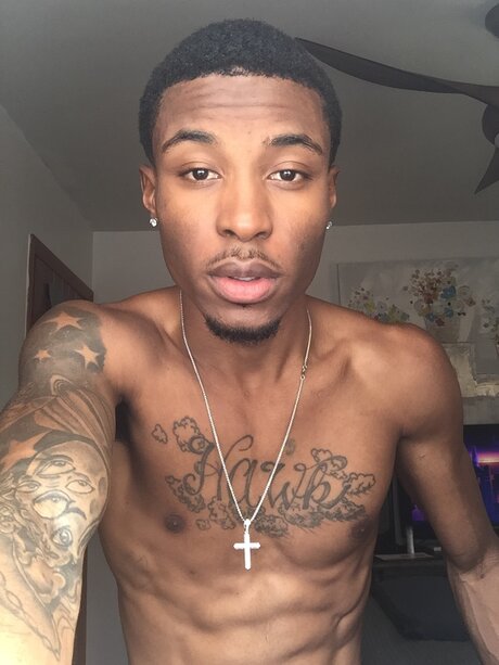 Ybghawk star nude photo