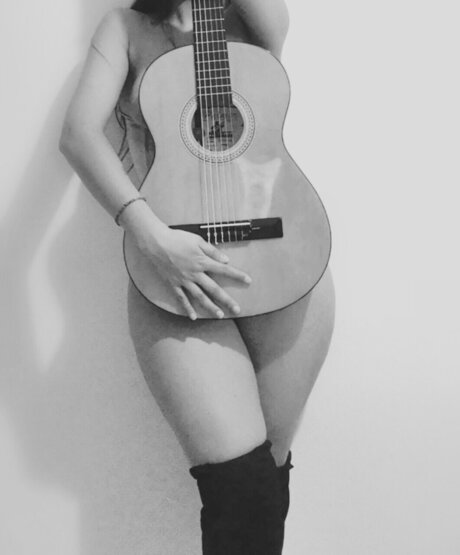 Doll queen art actress pictures