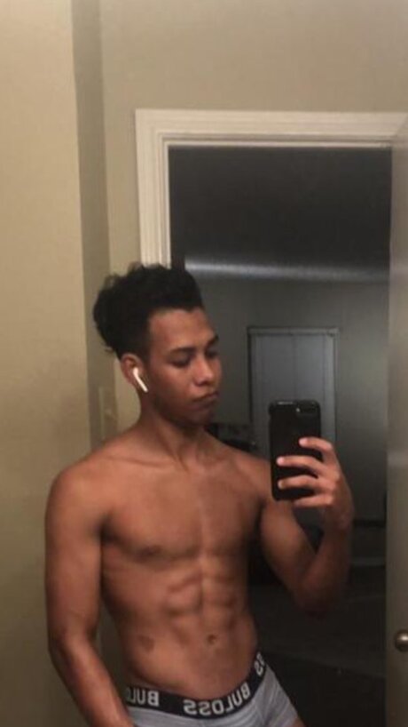 Brownpleasure model beautiful pictures