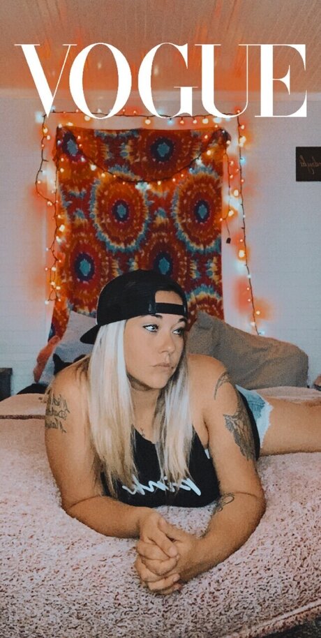 Corrina model hot photo