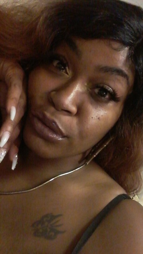 Ms Wetwet_ top model pic