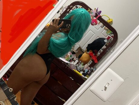 Lokita art model galleries