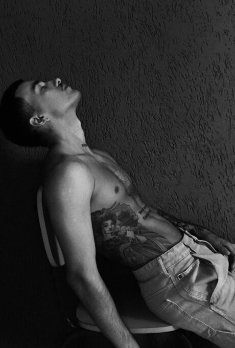 Italo Leon exclusive pornstar img