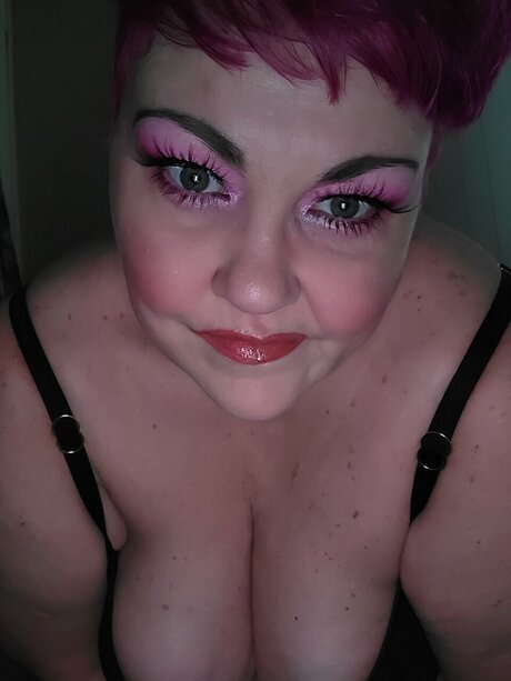 Beautiful Disaster Mish sexy model gallery