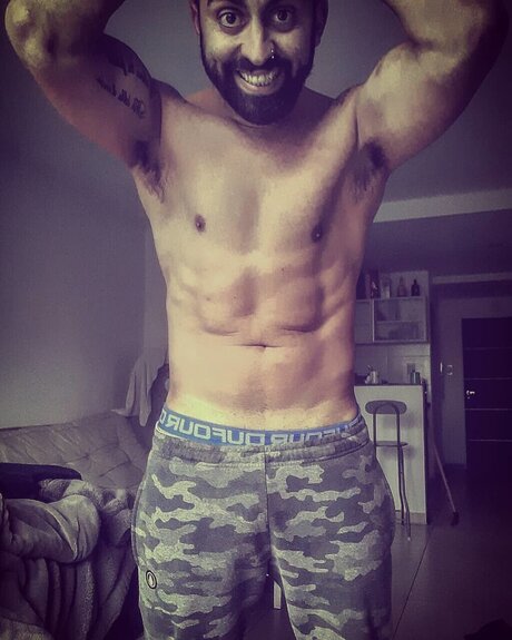 Benlo pornstar pretty gallery