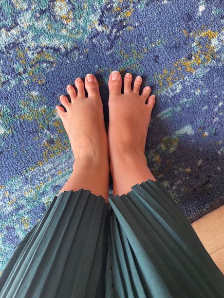 Adriana Jade pretty pornstar photos