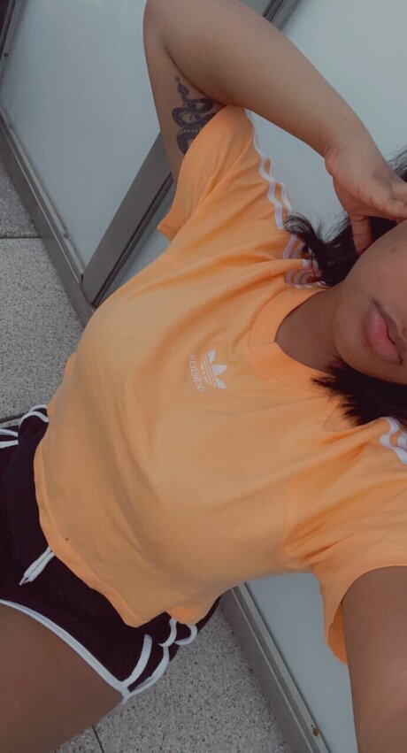 Nhaya Holland high quality star photos