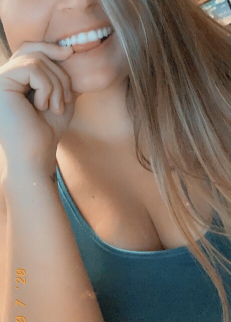 Kyleigh model perfect galleries