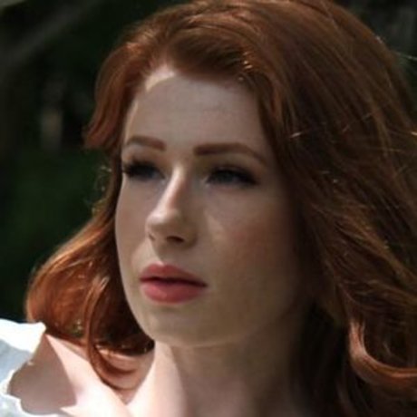 Abigalemandler model exclusive pictures