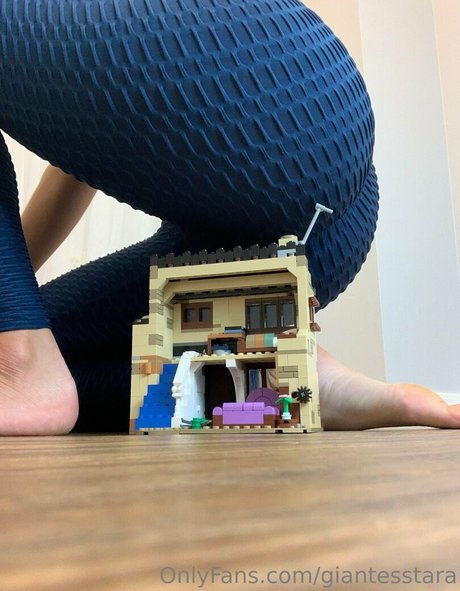 giantesstara best model picture