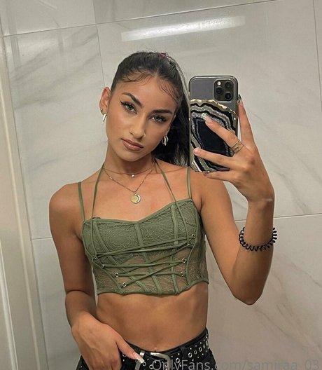 diana 1312 pretty actress photo