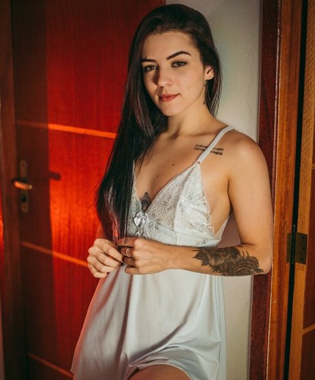 Isa Bichara pornstar nude pic