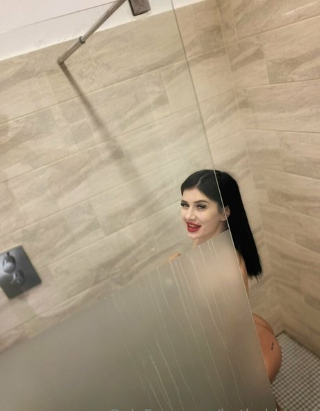 hotbabbygirl adult actress pic