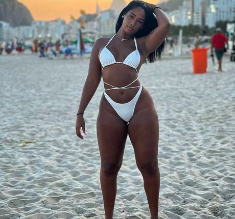 Thaynunes star beautiful picture