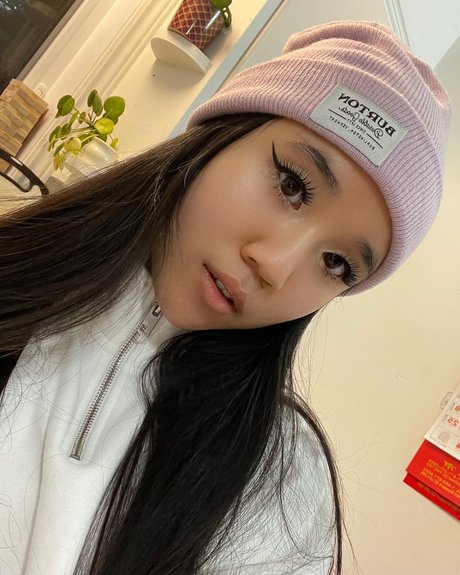 luvxmi pornstar gallery