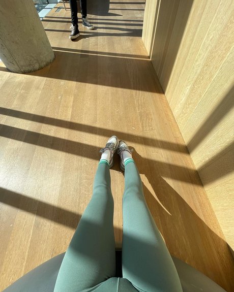 luvxmi erotic pornstar img