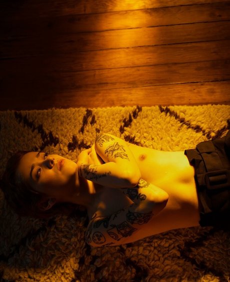 Ann Cid sexy actress archive