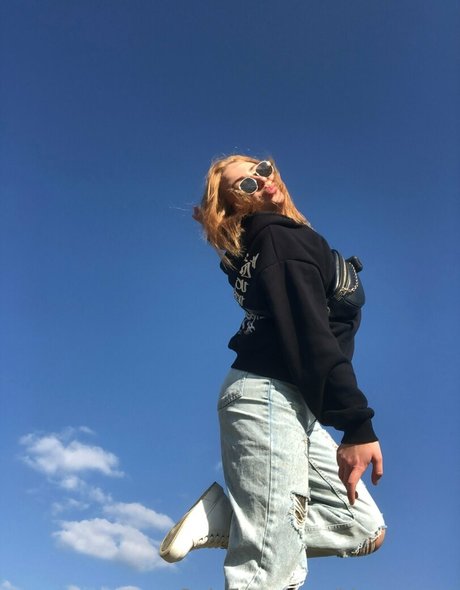 kira secret adult actress galleries