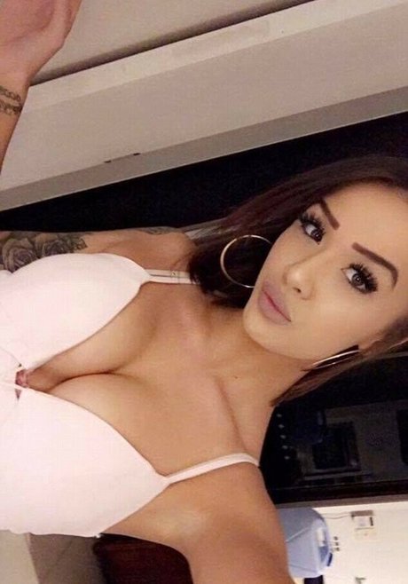 Tamika Dudley sexy star pics