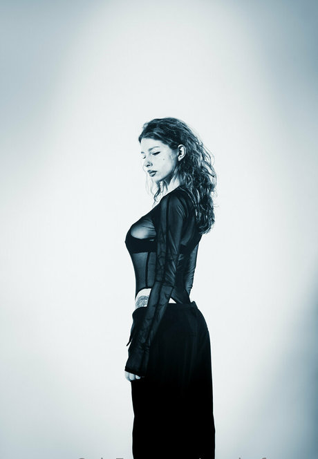 sandrafoxxxy model top pic