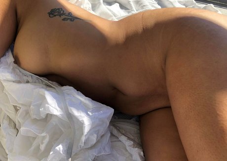 Aazula pornstar free picture