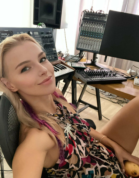 more than palnts pornographic actress galleries