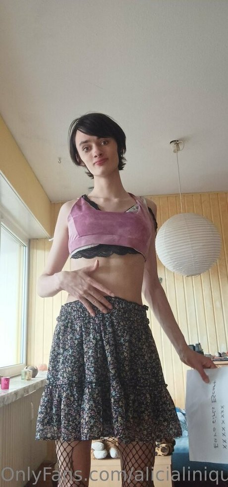 alicialiniquinn pornstar free photos