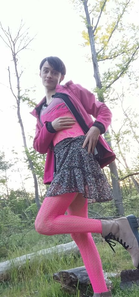 alicialiniquinn nude model pic