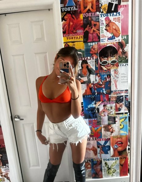 waifusofi star naked img