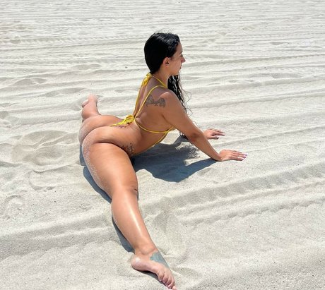 Rachel Luna model top galleries