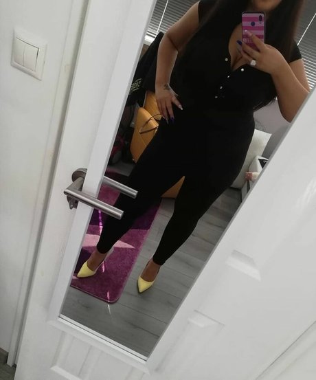 Csimbora Barbara Profile pic