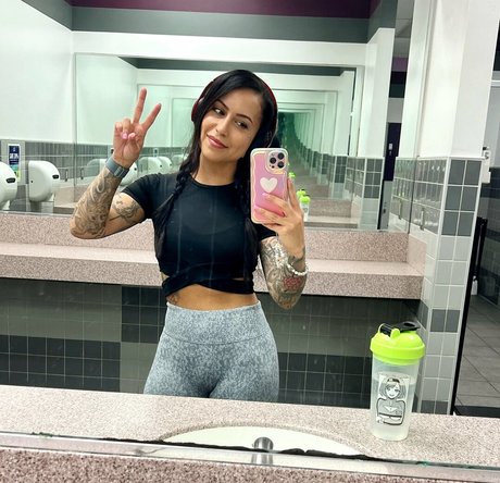 meghanelle star pornographic image