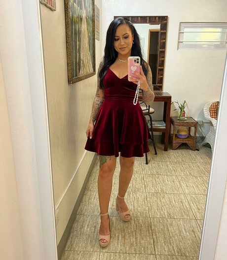 meghanelle pornstar perfect img