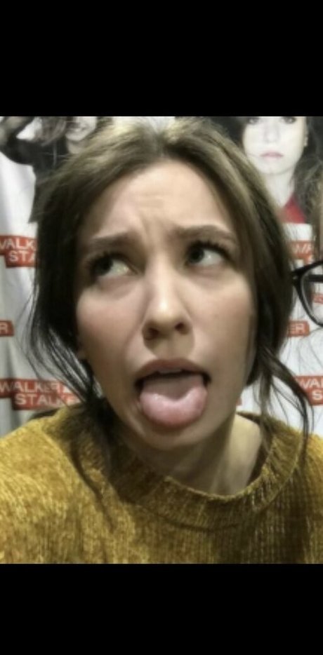 Katelyn Nacon erotic star img